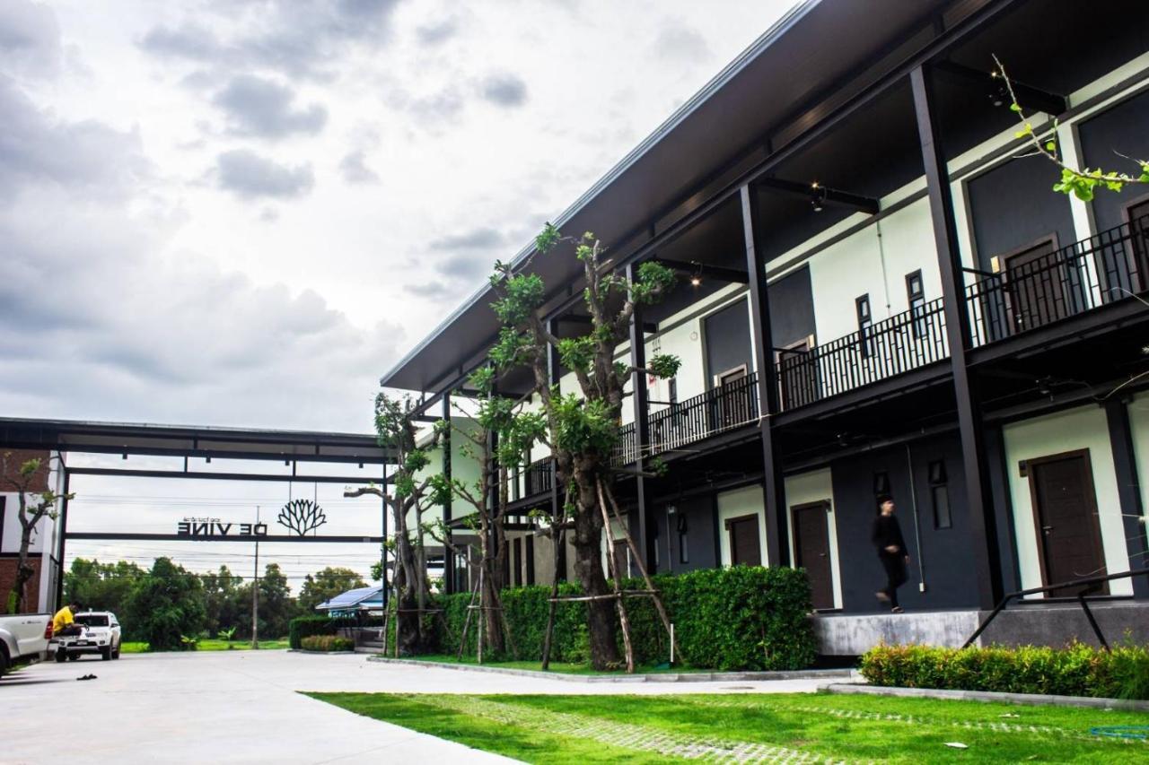 De Vine House Hotel Roi Et Exterior photo