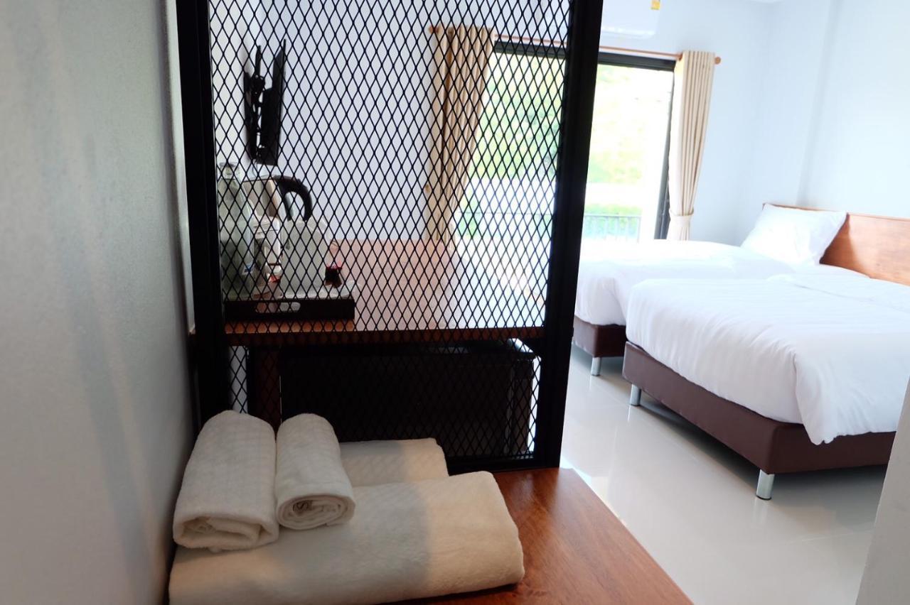 De Vine House Hotel Roi Et Exterior photo